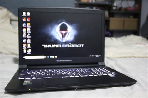 Thunderobot 911 SE Gaming Laptop .